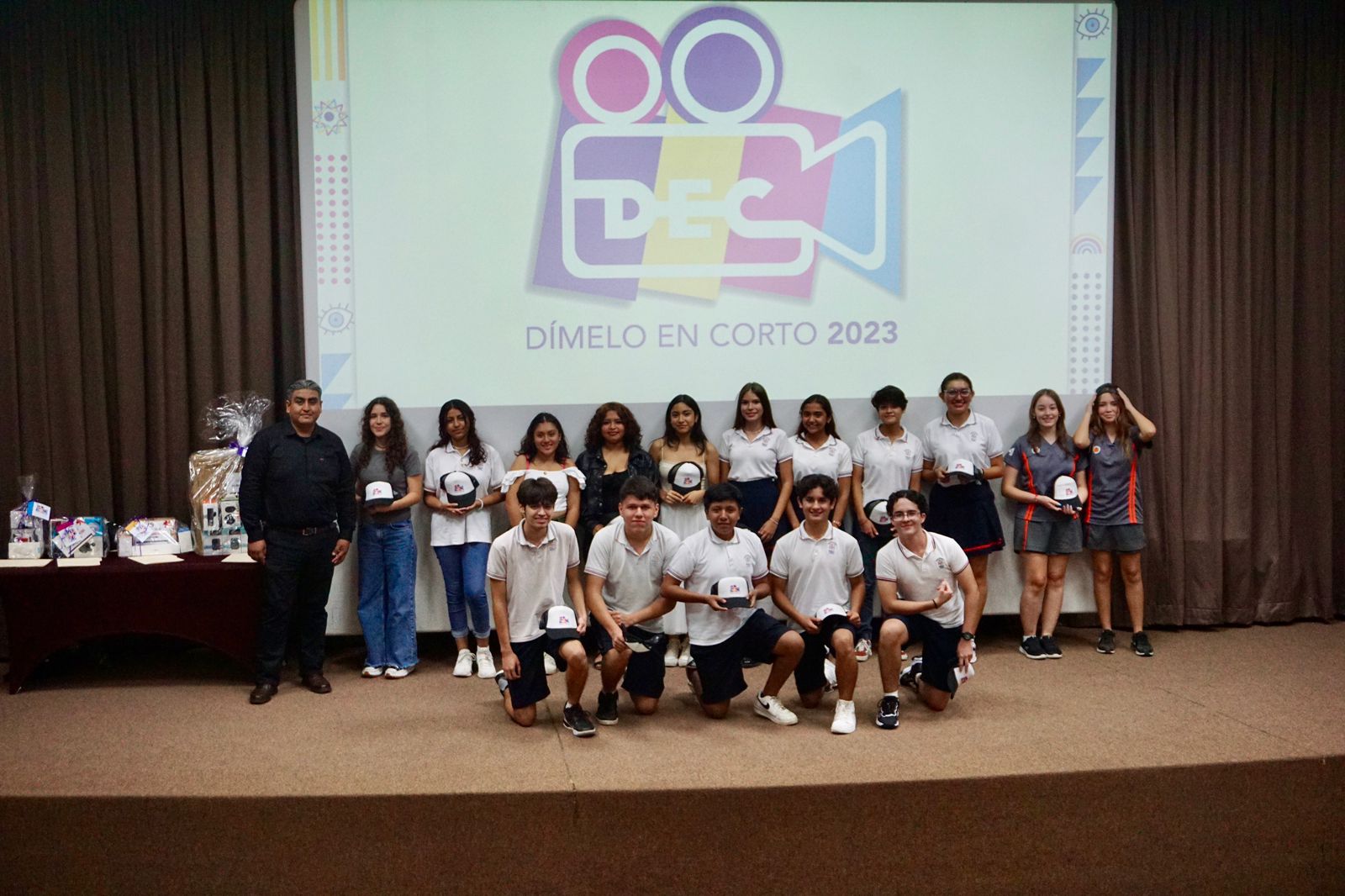 uploads/6/32/01 (609).Jpeg